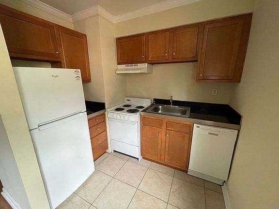 4th image of 5720 Stanton Ave APT 303
