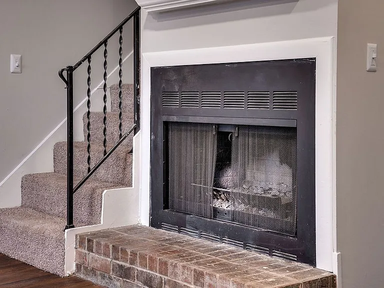 509 Alexander Dr — Photo 43