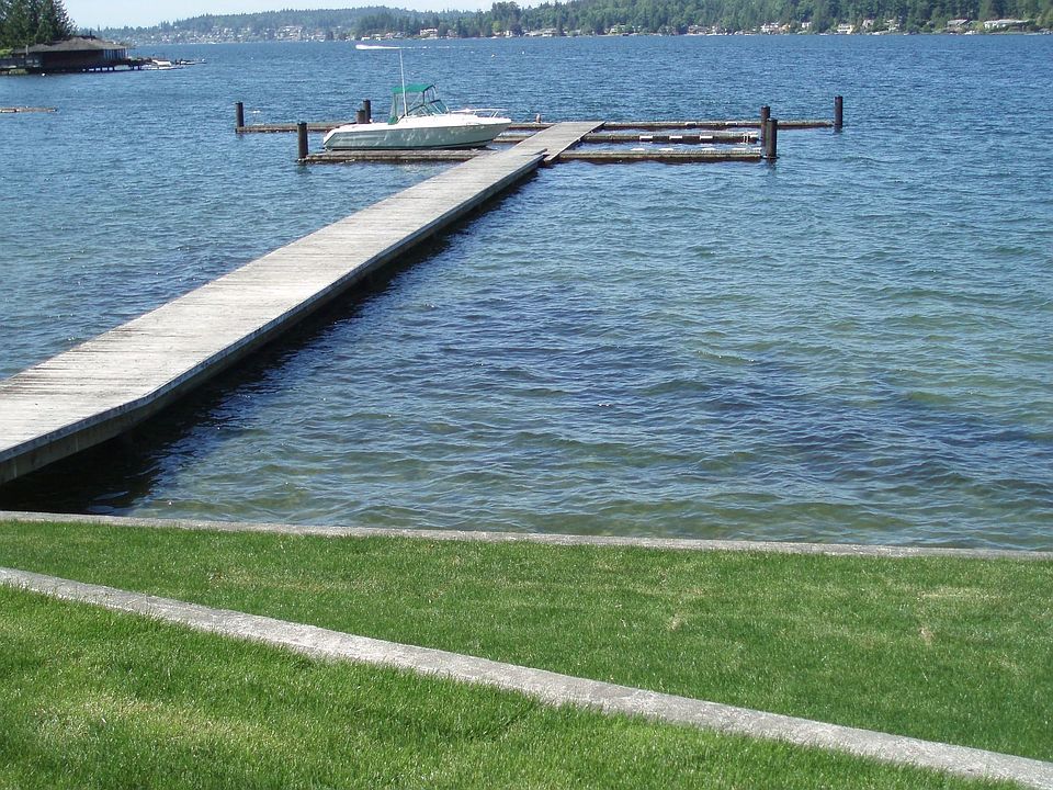 Beach & Dock