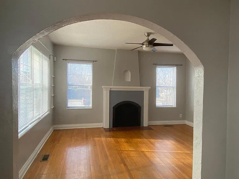 3316 N Robinson Ave #1 — Photo 2