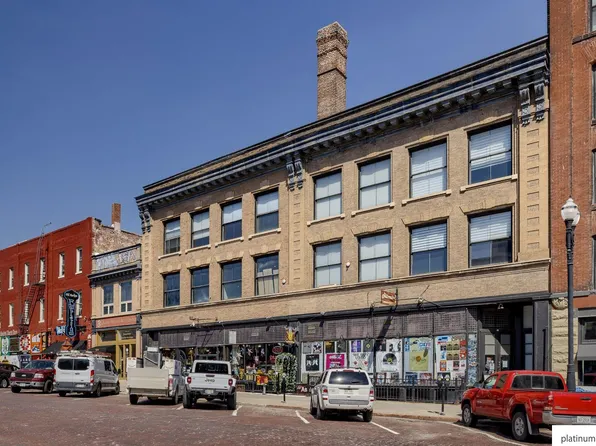 1214 Howard St APT 204, Omaha, NE 68102