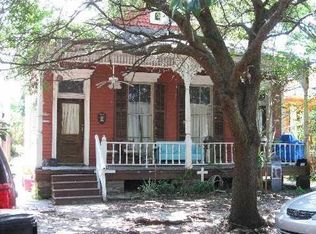 1104 Bordeaux St, New Orleans, LA 70115