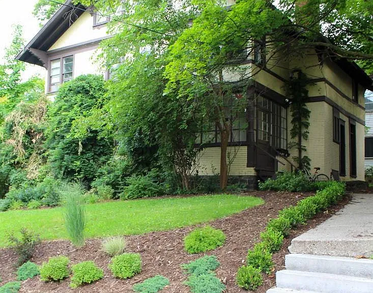 514 E Buffalo St — Photo 8