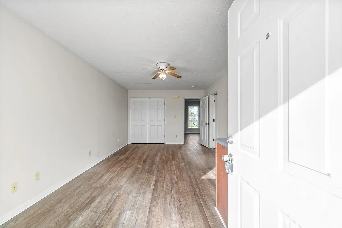 Building Photo - 280 Thompsonville Ln #C