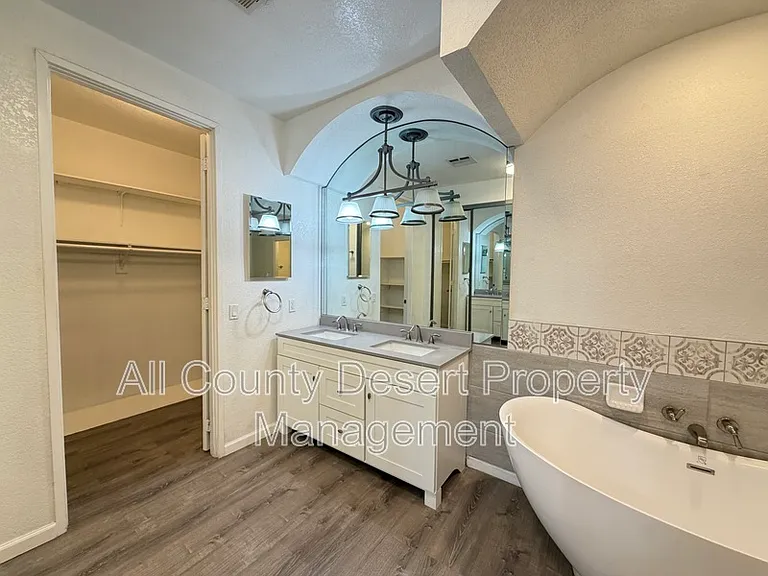 9591 Capiland Rd — Photo 16