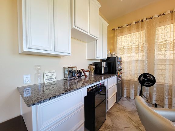 2nd image of 3027 Hillside Landing Trl