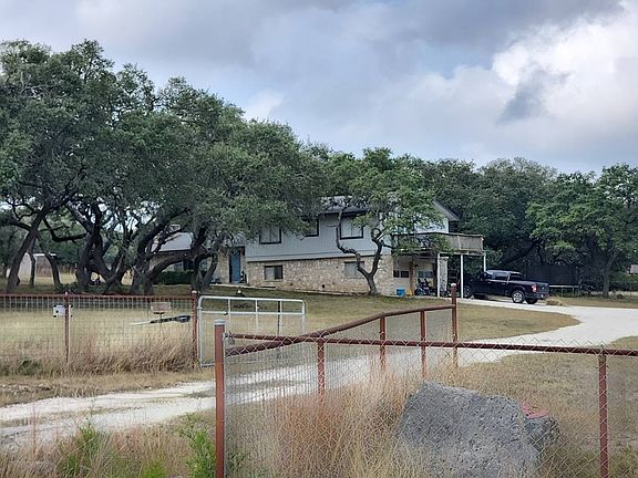 2nd image of 110 Pleasant Valley Dr