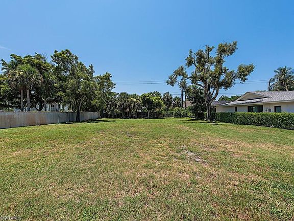 4th image of 774 S Golf Dr Lot 4