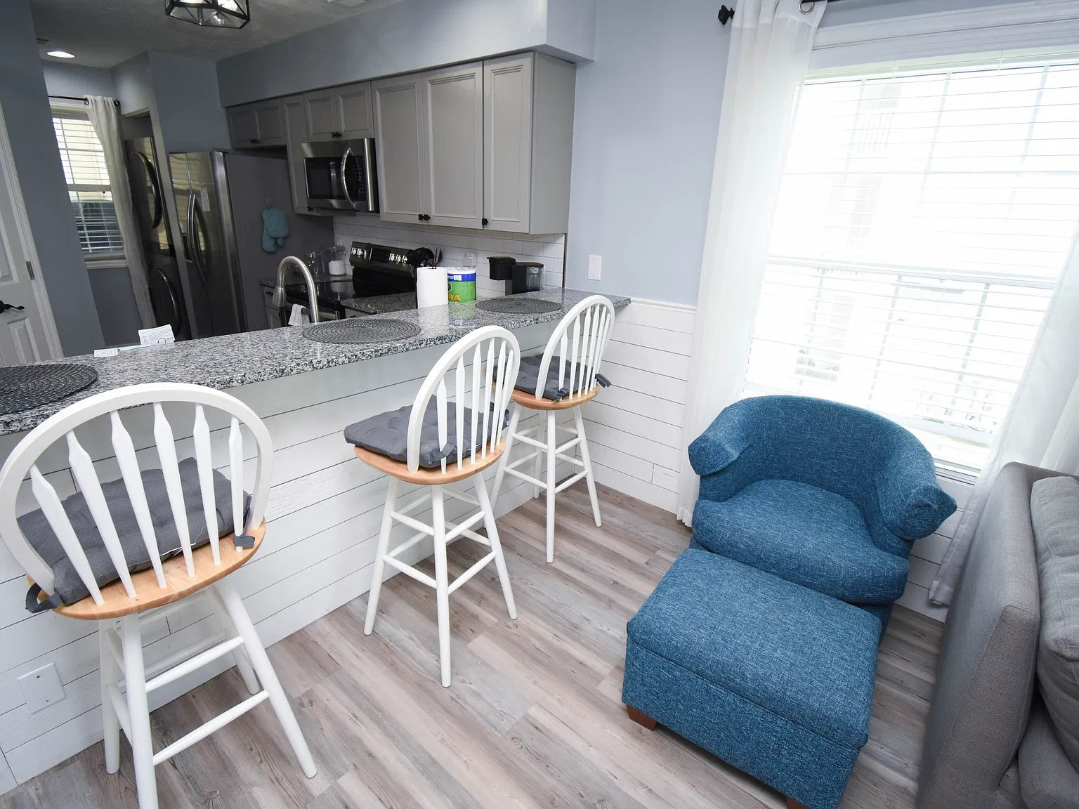 549 White River Drive-14D - 14D — Photo 3