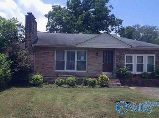 817 E 16th St, Sheffield, AL 35660