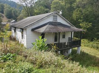 106 Lovell Ln, Arnett, WV 25007