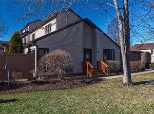 2405 Bunker Ln APT A, Willoughby, OH 44094