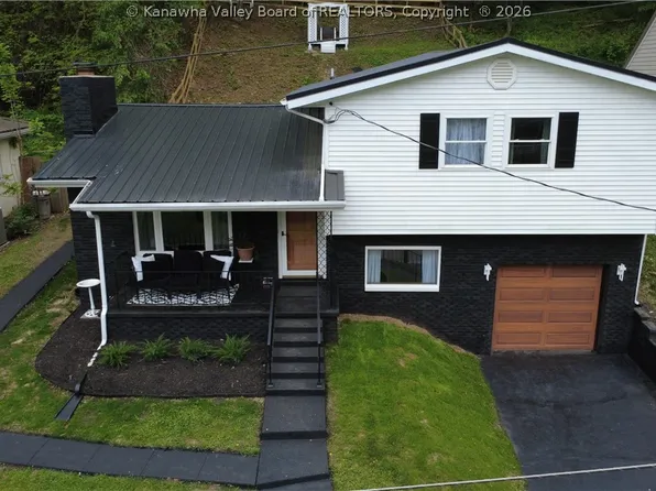 1313 Mallory Ct, Huntington, WV 25701