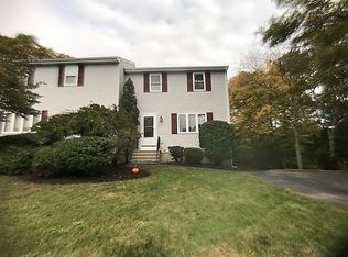 7 Rocky Ridge Cir, Taunton, MA 02780