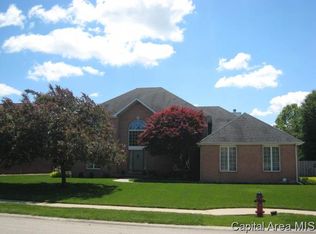 2500 Country Club Dr, Springfield, IL 62704