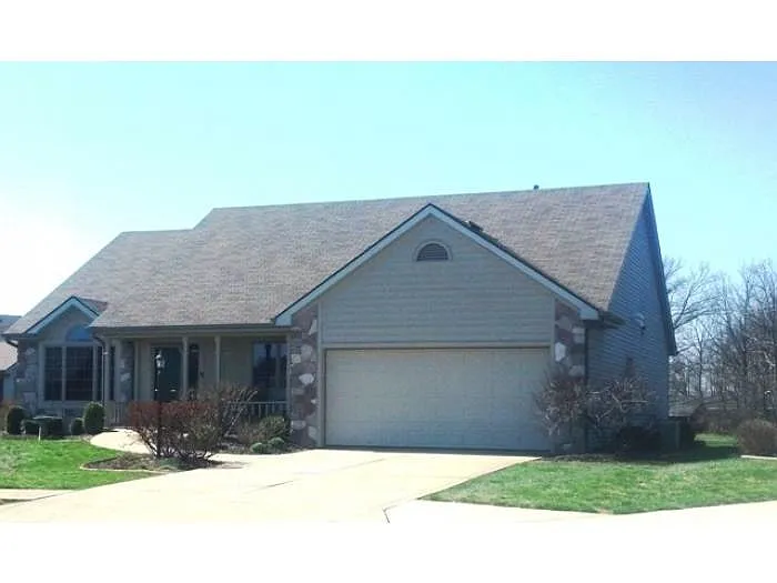 1470 Newport Cv photo 1