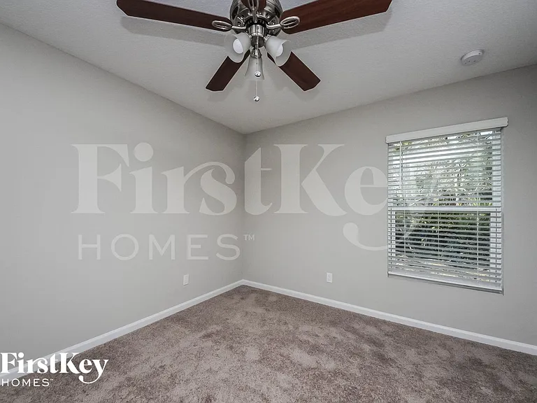 1490 Paramount Ave SE — Photo 13