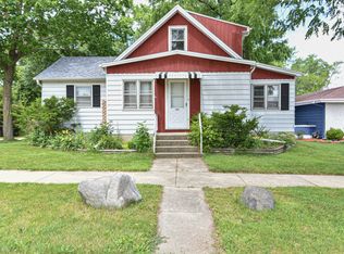 1802 Drexel Blvd, South Milwaukee, WI 53172