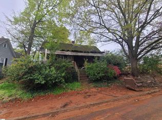13 Henry St, Greenville, SC 29605