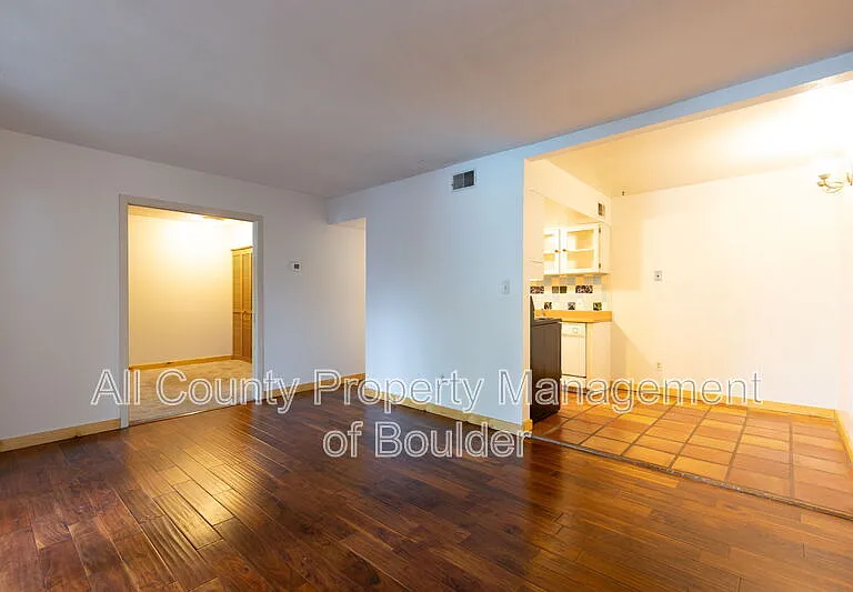 1111 Maxwell Ave #115 — Photo 3
