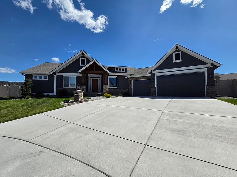 4219 S Bernson Ct — Photo 32