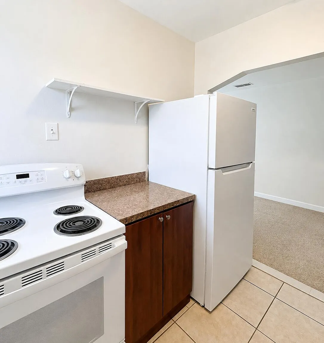 1 bed, 1.0 bath, 1244 sqft, $1,800 — Photo 4