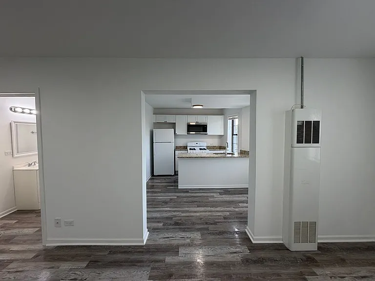 27 E Park Blvd — Photo 15