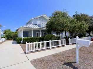 4454 Clipper Cv, Destin, FL 32541