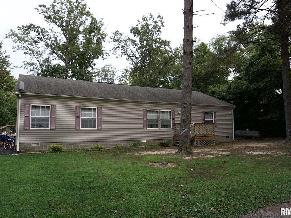 1st image of 1820 Dogwood Ln