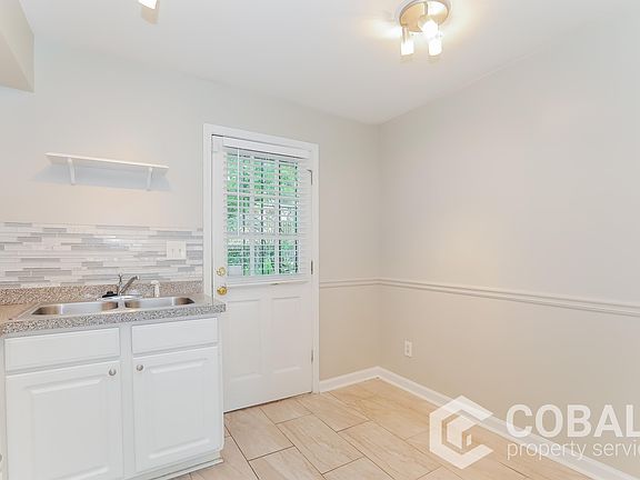 3rd image of 493 N Highland Ave NE APT 24