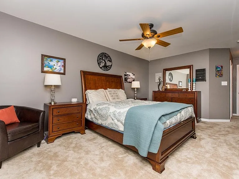 3841 Cary Glen Blvd — Photo 2