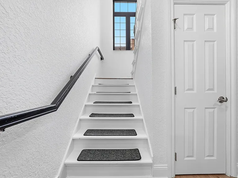 2236 Soho Bay Ct — Photo 6