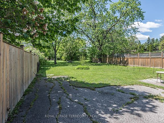 4th image of 3056 Parkerhill Rd