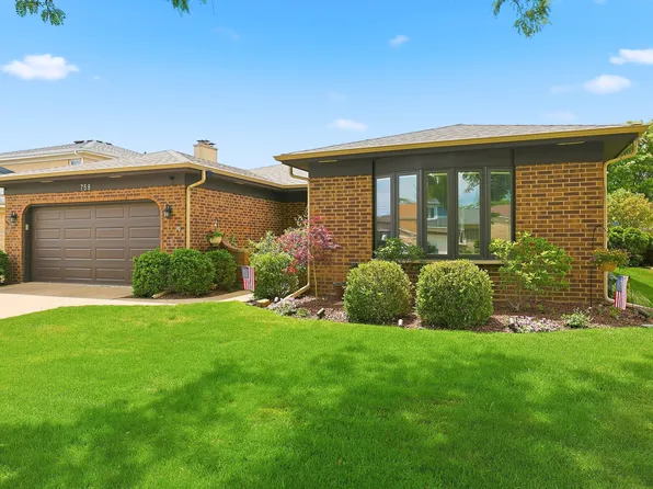 759 Yorkshire Ln, Des Plaines, IL 60016