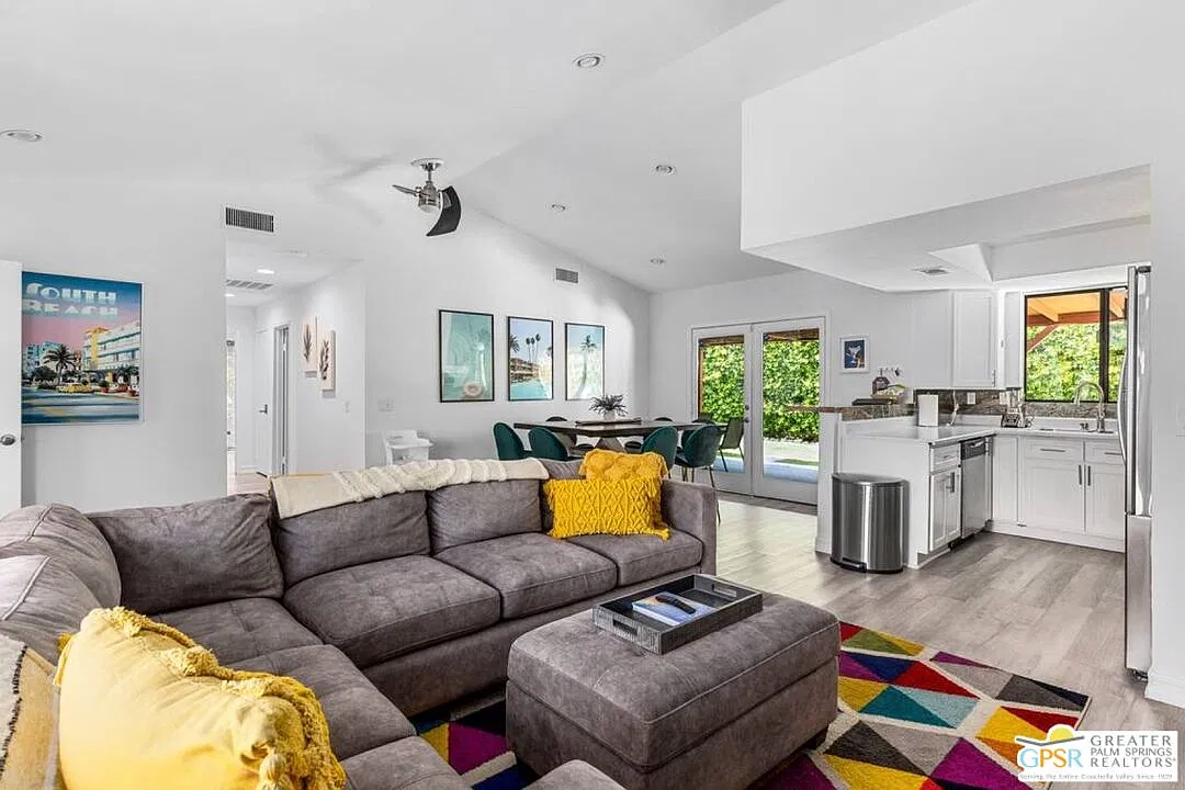 3 bed, 2.0 bath, 1391 sqft, $8,150 — Photo 1