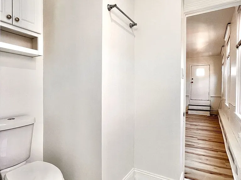 402 S 9th St — Photo 14