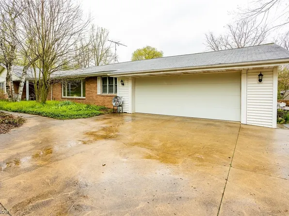 19857 Pitts Rd, Wellington, OH 44090