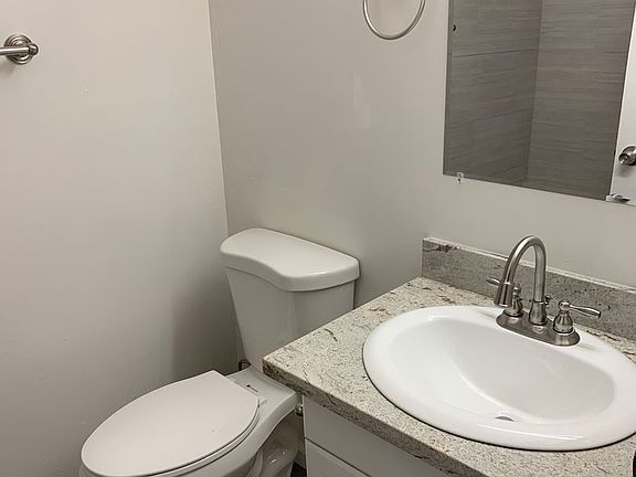 3rd image of 2325 I St APT 02