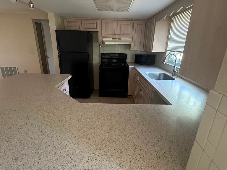 9125 Hunt Club Ln — Photo 4