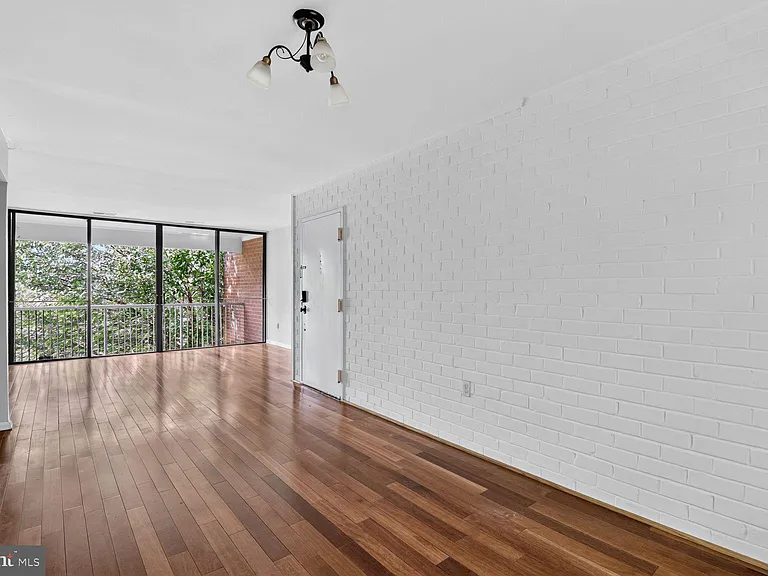788 Quince Orchard Blvd #201 — Photo 4