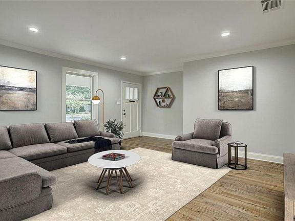 3rd image of 5612 Woodview Ave