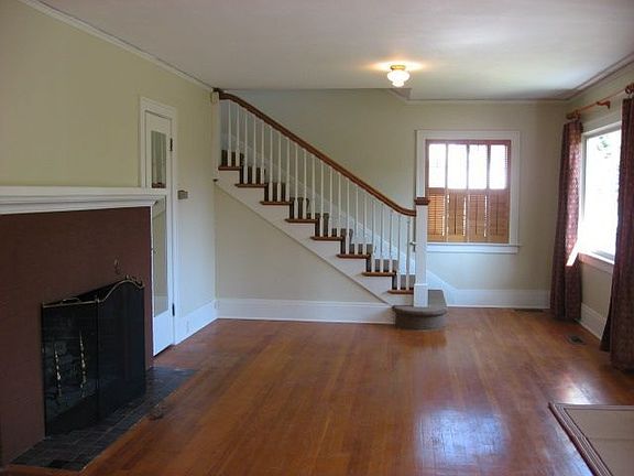 Hardwood Floors 