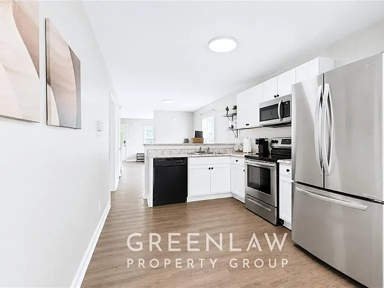 999 Washington St SW — Photo 12