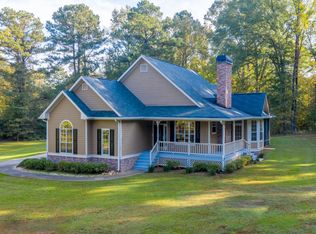 105 Douglas Ct, Eatonton, GA 31024
