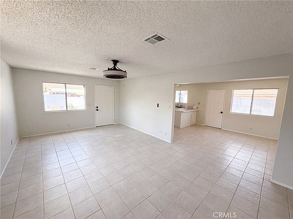3rd image of 52990 Avenida Diaz