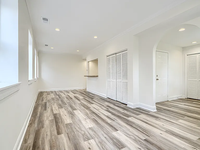 739 W Pratt St #2 — Photo 1
