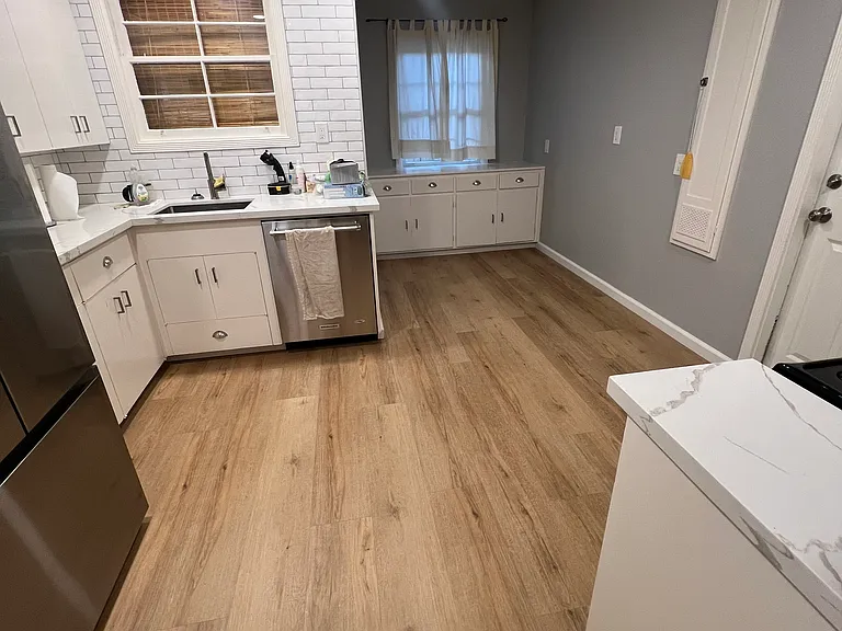 2733 Bryant St — Photo 8