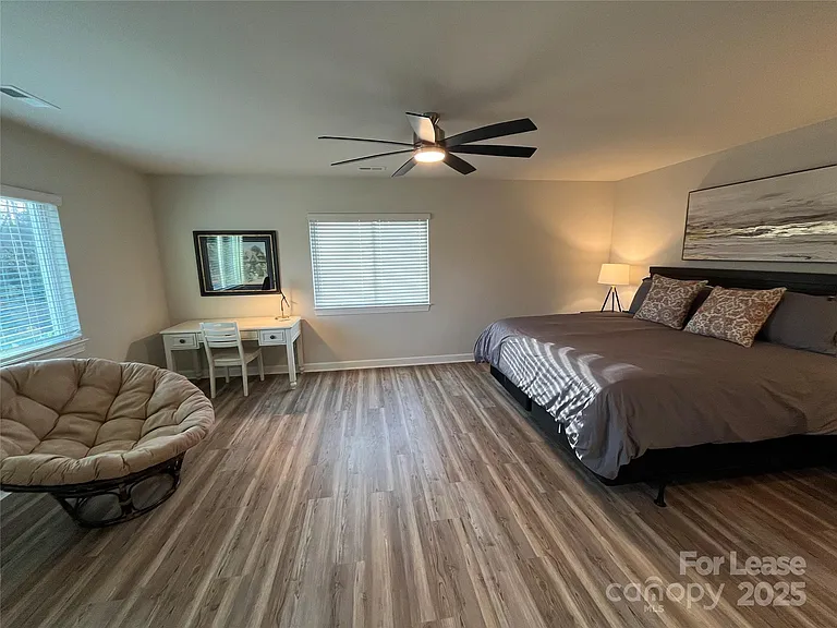 226 S Elm St — Photo 16