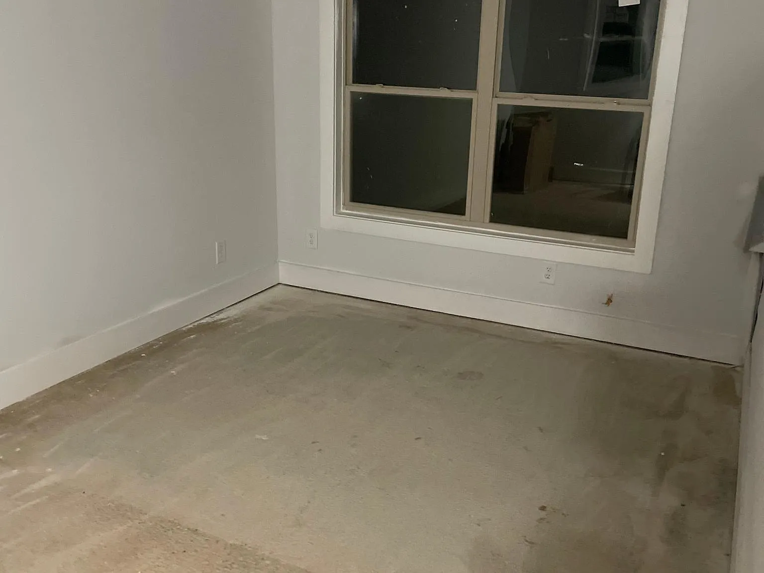 697 Keats Ct — Photo 3