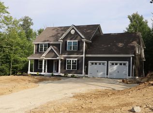 7 Old Mill Ln #7, Hooksett, NH 03106